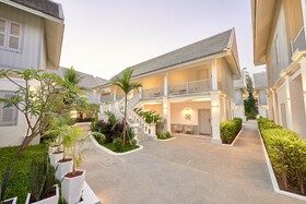 MyBanLao Hotel