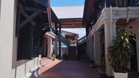 Opera Premier Hotel