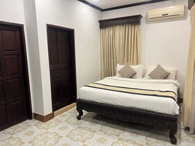 Restaurant Luang Prabang Bakery & Guest House