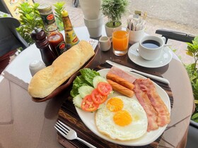 Restaurant Luang Prabang Bakery & Guest House