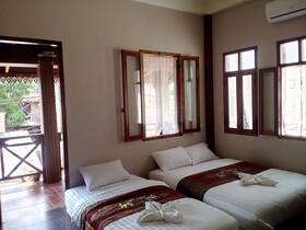 Sokmisay Guest House