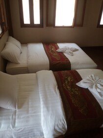 Sokmisay Guest House