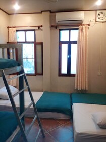 Sokmisay Guest House