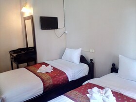 Sokmisay Guest House