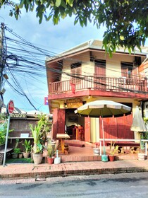 Tingkham Guesthouse