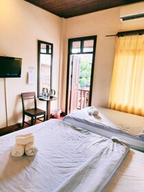 Tingkham Guesthouse