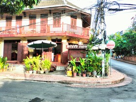 Tingkham Guesthouse