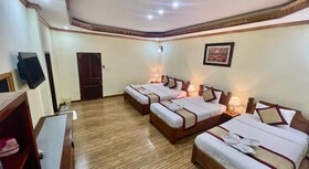 Xayana Home