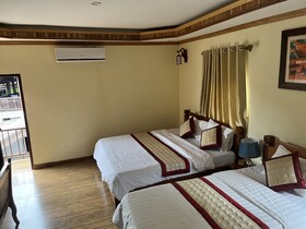 Xayana Home
