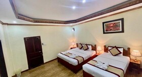 Xayana Home