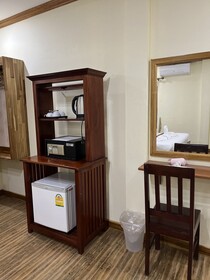 Xayana Home