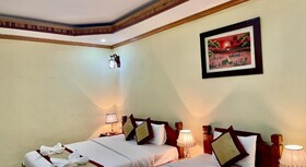 Xayana Home