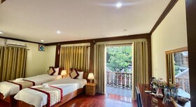 Xayana Home