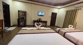 Xayana Home