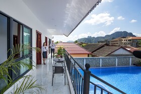 Confetti Garden Hotel