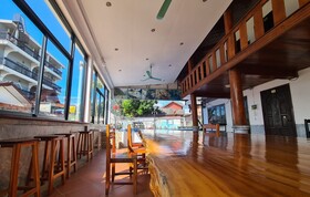 Lacasa Vang Vieng Hotel