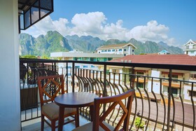Oudomsin Vang Vieng Hotel