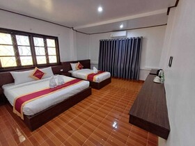 Vang Vieng Charming Boutique Hotel