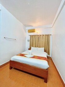 Vangvieng Sisavang Mountain View Hotel