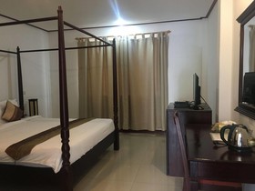 AV Hotel