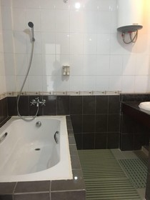 AV Hotel