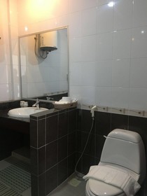 AV Hotel