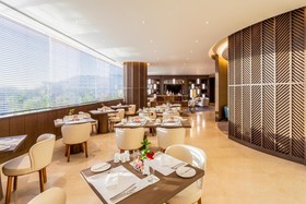 Crowne Plaza Vientiane