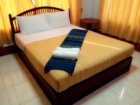 Dokkhaithong Hotel