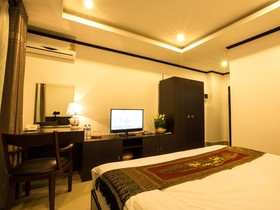 Douangchan Plaza Hotel