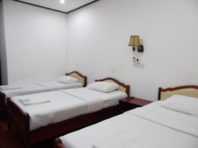 Douang Deuane Hotel