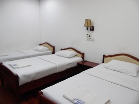 Douang Deuane Hotel