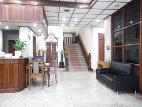 Douang Deuane Hotel