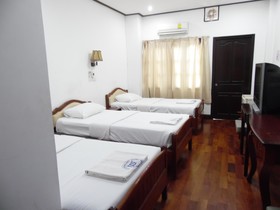 Douang Deuane Hotel