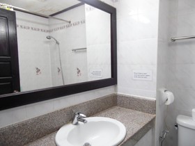 Douang Deuane Hotel