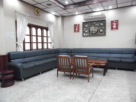 Douang Deuane Hotel