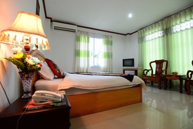 Douangpraseuth Hotel