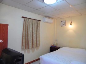 Heuan Lao Guesthouse