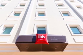 ibis Vientiane Nam Phu Hotel