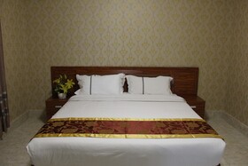 Jingsen International Business Hotel