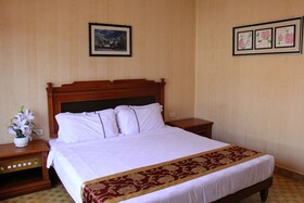 Jingsen International Business Hotel
