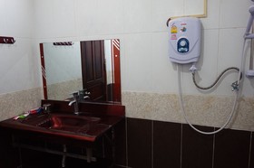 Khamsaner Hotel