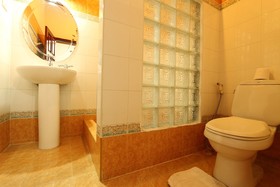 Lalco AR Hotel