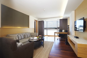 Lao Plaza Hotel