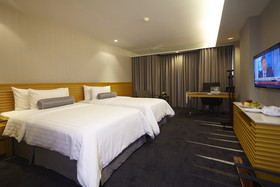 Lao Plaza Hotel