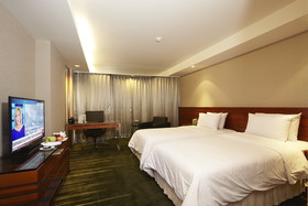 Lao Plaza Hotel