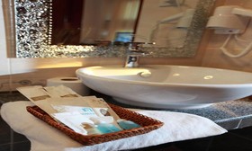Manorom Boutique Hotel