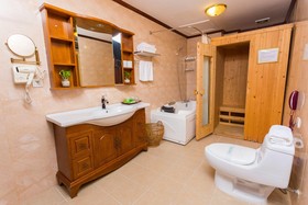 Mekong Hotel