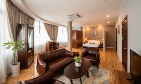 One Vientiane Hotel & Restaurant