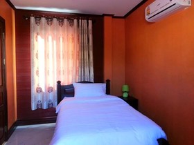 Oulayphet Hotel