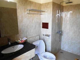 Phonethip Plaza Hotel